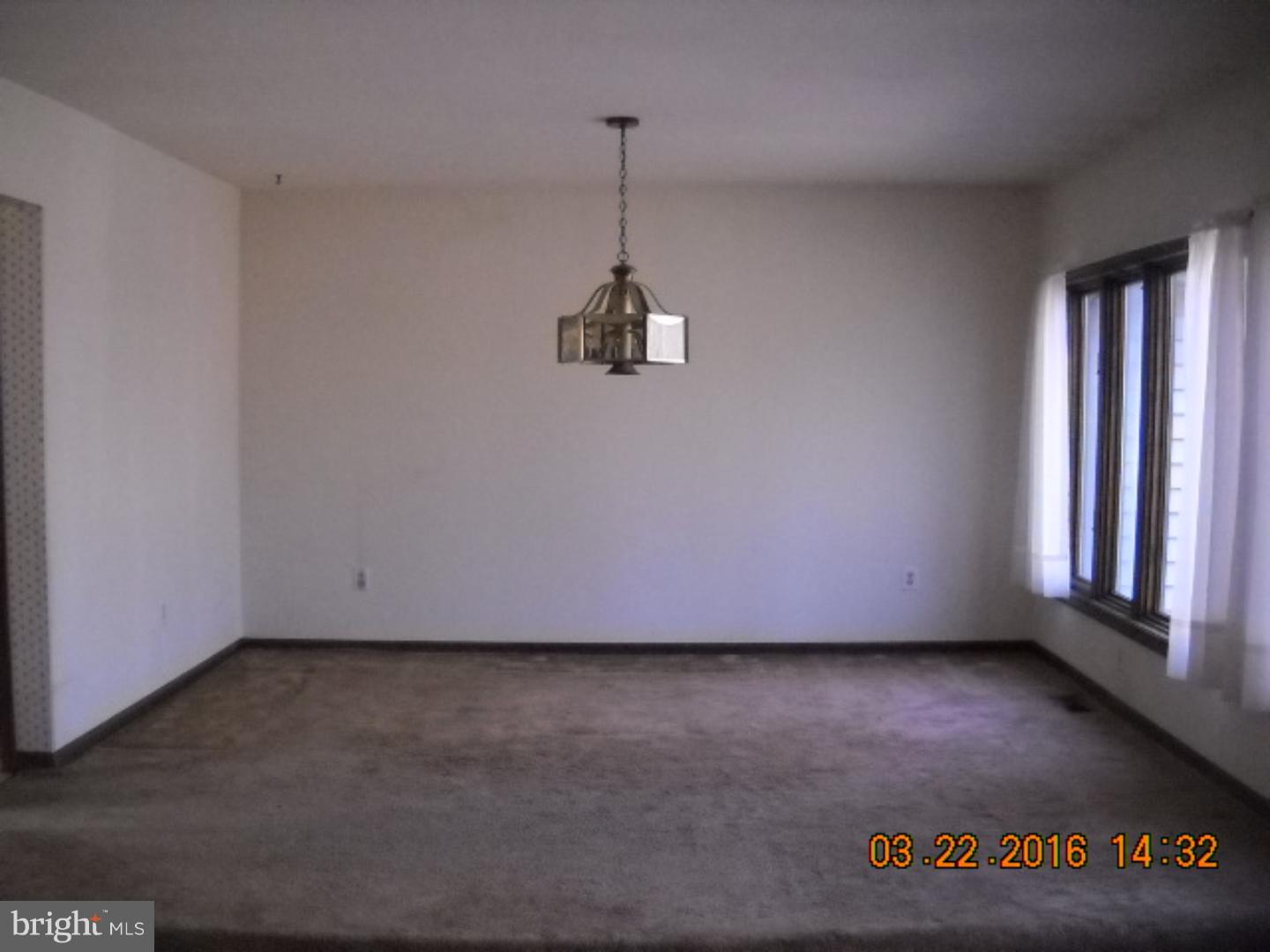 22 Gate Road Tabernacle, NJ 08088 - Photo 3 of 13