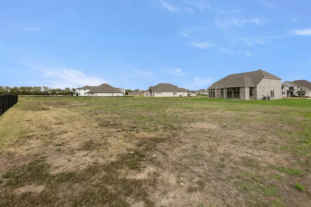 $669,400 | 4001 Tamarack Lane, Royse City, TX 75189
