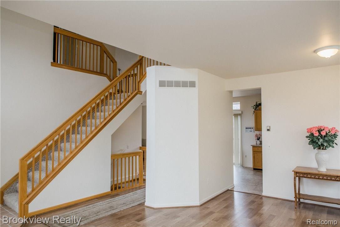 3276 Silverbrook Drive Rochester, MI 48306 - Photo 7 of 48 edit-9465.jpg