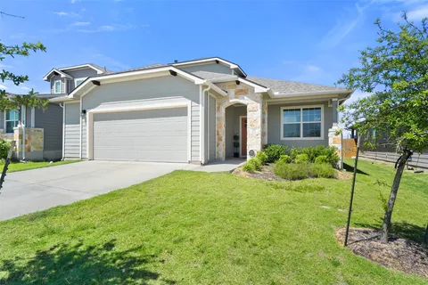 $344,990 | 202 Barton Creek Lane, Hutto, TX 78634