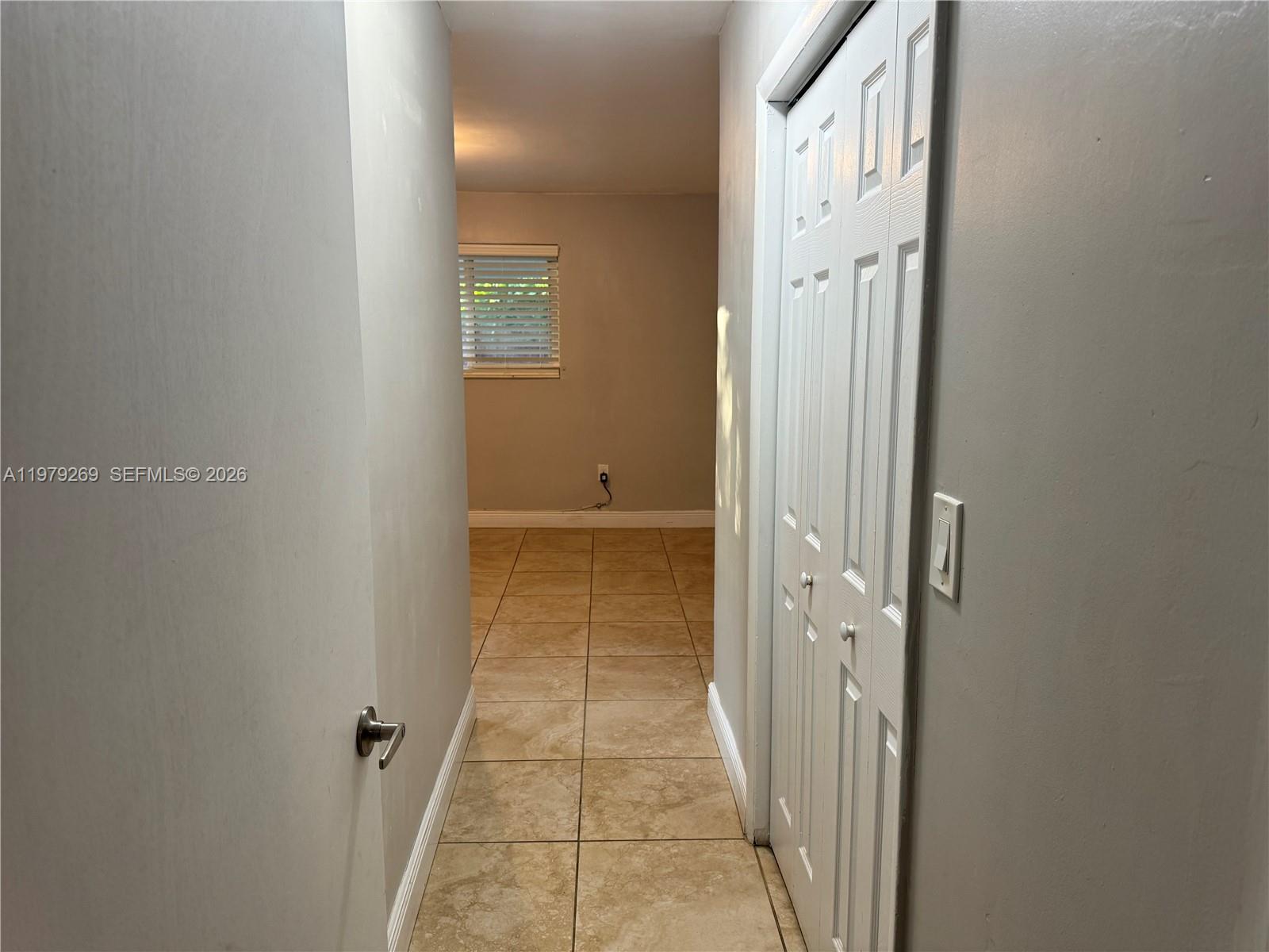 4734 Southwest 4th Street Miami, FL 33134 - Photo 10 of 23