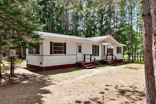 $79,900 | W11663 Forbes Road, Crivitz, WI 54114