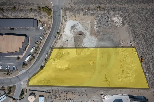 $579,000 | 57 South Industrial Circle, Unit 2, Mammoth Lakes, CA 93546