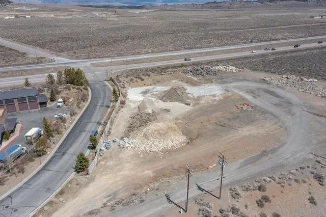 $579,000 | 57 South Industrial Circle, Unit 2, Mammoth Lakes, CA 93546