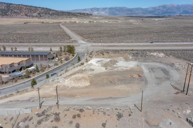 $579,000 | 57 South Industrial Circle, Unit 2, Mammoth Lakes, CA 93546