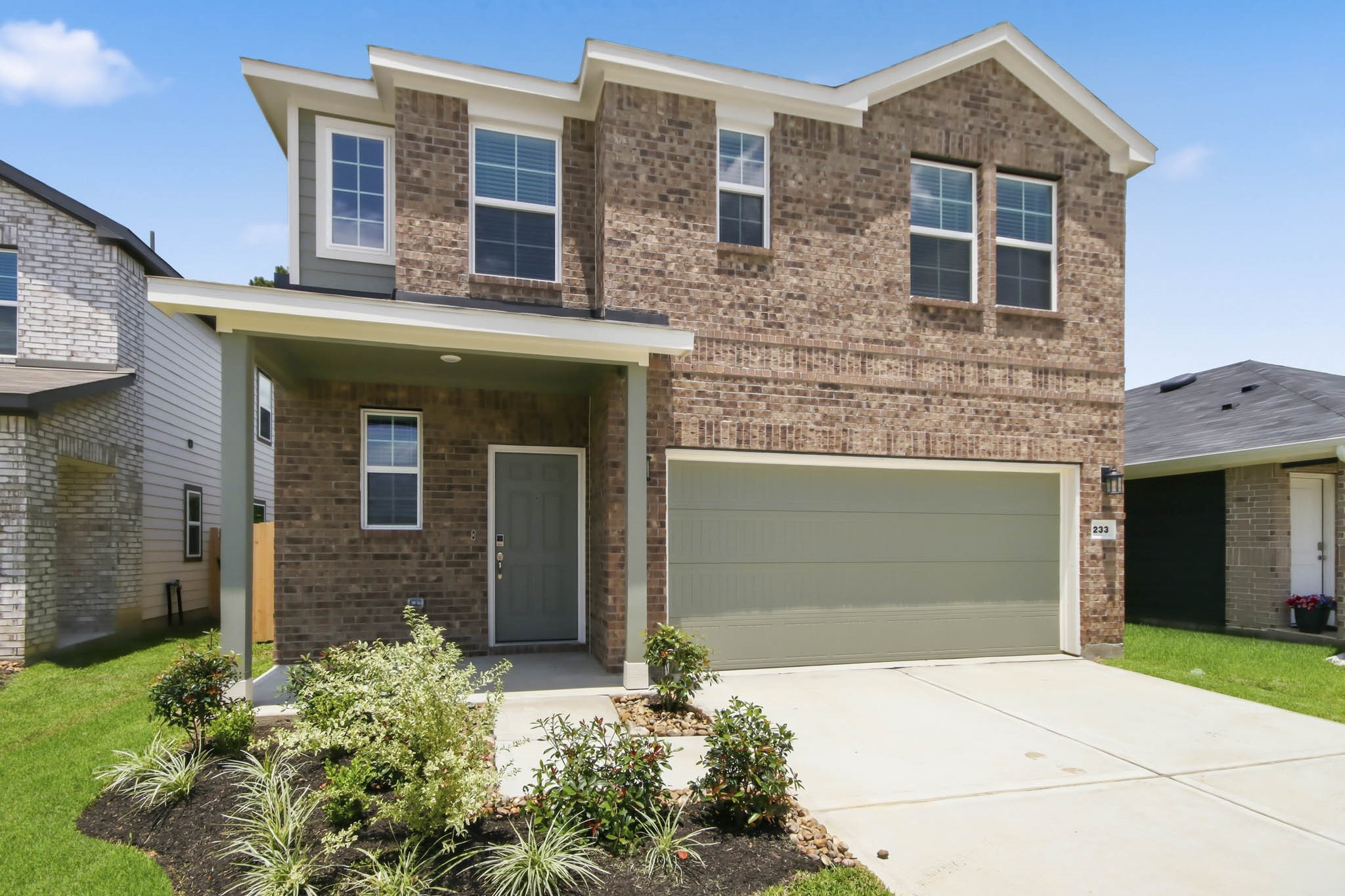 233 Spring Drive Hockley, TX 77447 - Photo 2 of 22