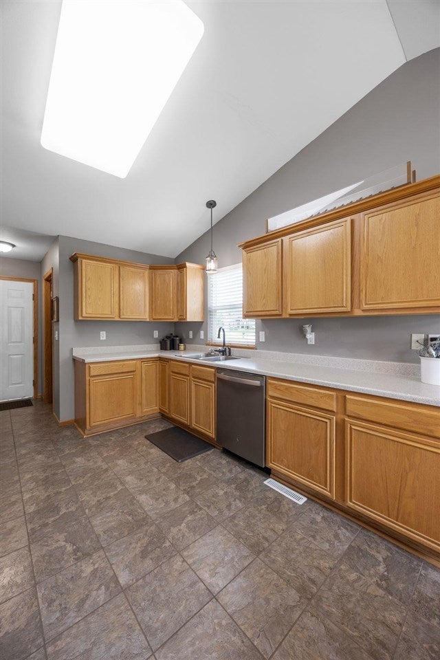2095 Geode Street Marion, IA 52302 - Photo 13 of 29 Gallery Image 13