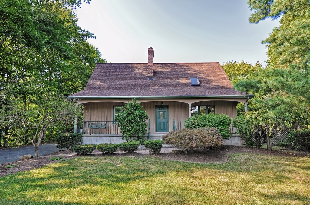 341 Stephen French Road Swansea, MA 02777 - Photo 1 of 24 Gallery Image 1
