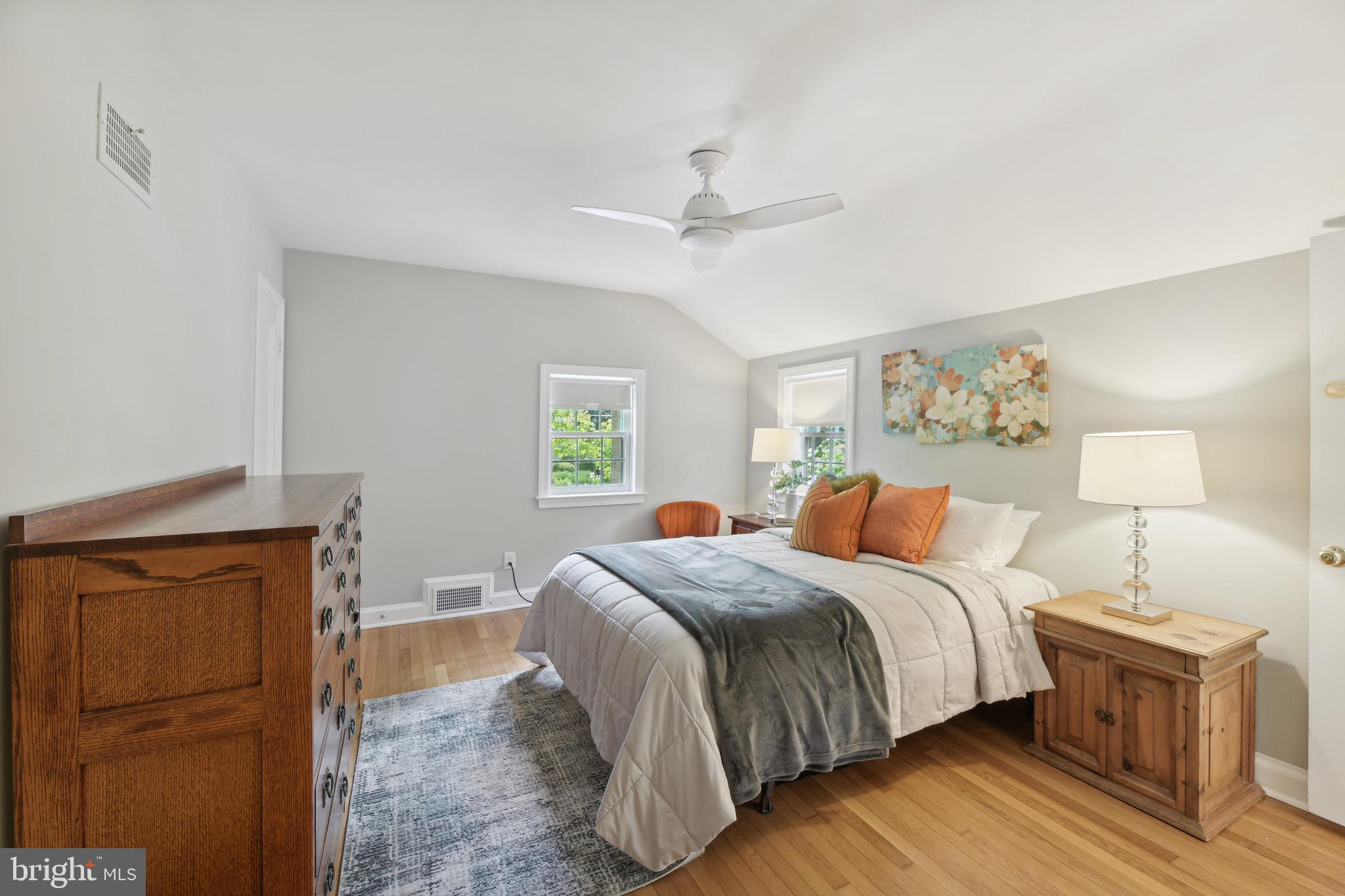 5908 Cobalt Road Bethesda, MD 20816 - Photo 8 of 19