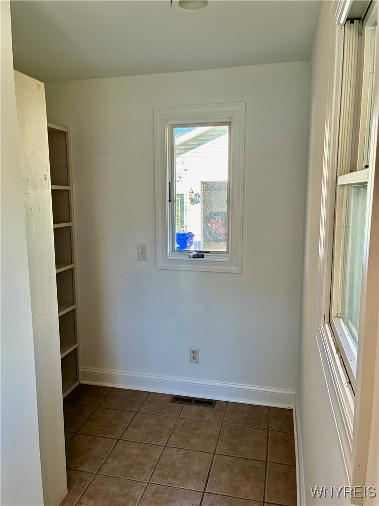 4504 Harris Hill Road Clarence, NY 14221 - Photo 14 of 50 Mud room/closet