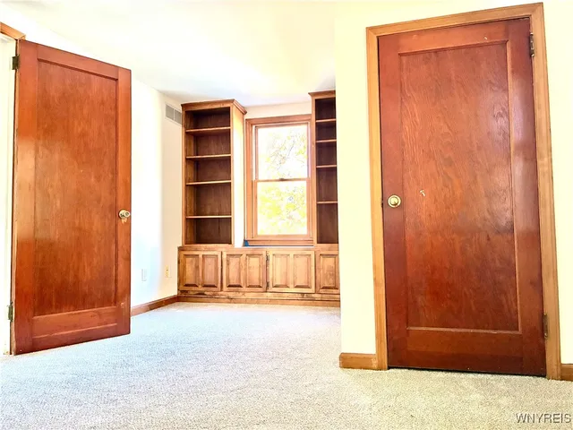 $349,900 | 4504 Harris Hill Road, Clarence, NY 14221