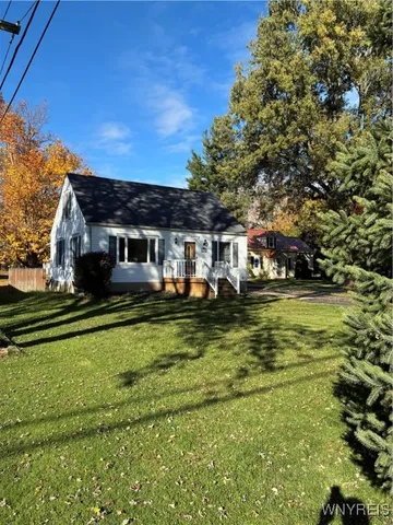 $349,900 | 4504 Harris Hill Road, Clarence, NY 14221