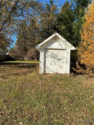 $349,900 | 4504 Harris Hill Road, Clarence, NY 14221