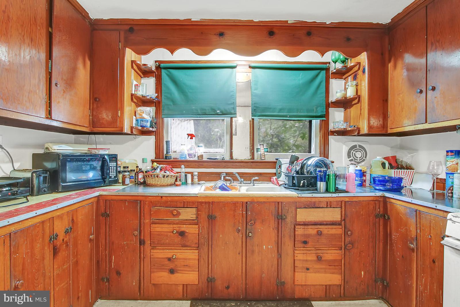 2096 Montevideo Road Jessup, MD 20794 - Photo 5 of 20 Kitchen