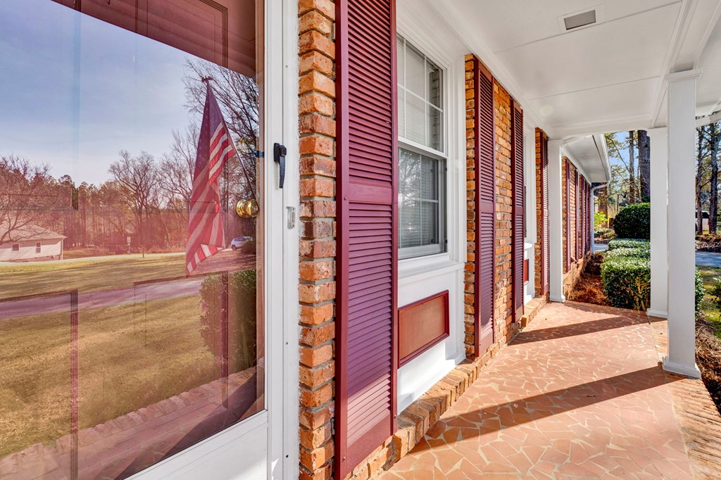 103 Hunting Road Greenwood, SC 29646 - Photo 2 of 48 Gallery Image 2