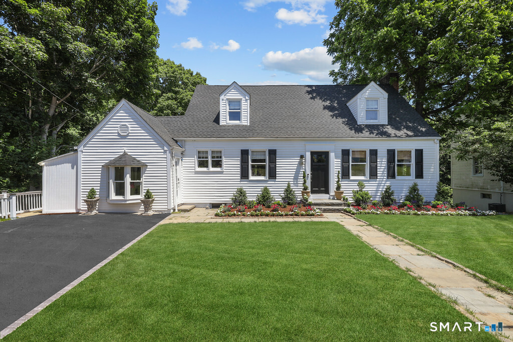 24 Island Hill Avenue Ridgefield, CT 06877 - Photo 2 of 40