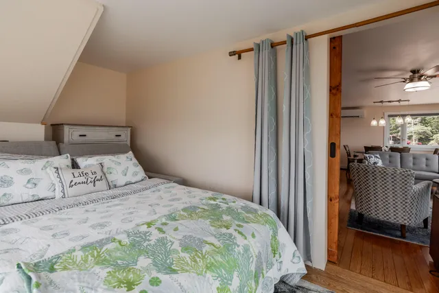 $1,999,900 | 11 Ocean Spray Road, Portland, ME 04108