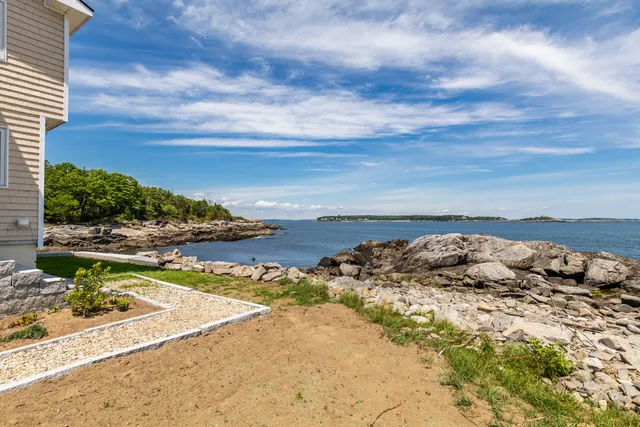 $1,999,900 | 11 Ocean Spray Road, Portland, ME 04108