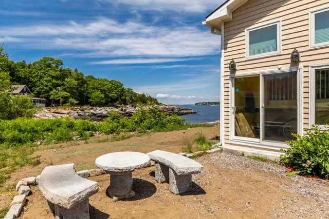 $1,999,900 | 11 Ocean Spray Road, Portland, ME 04108