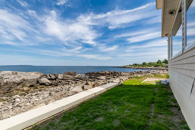 $1,999,900 | 11 Ocean Spray Road, Portland, ME 04108