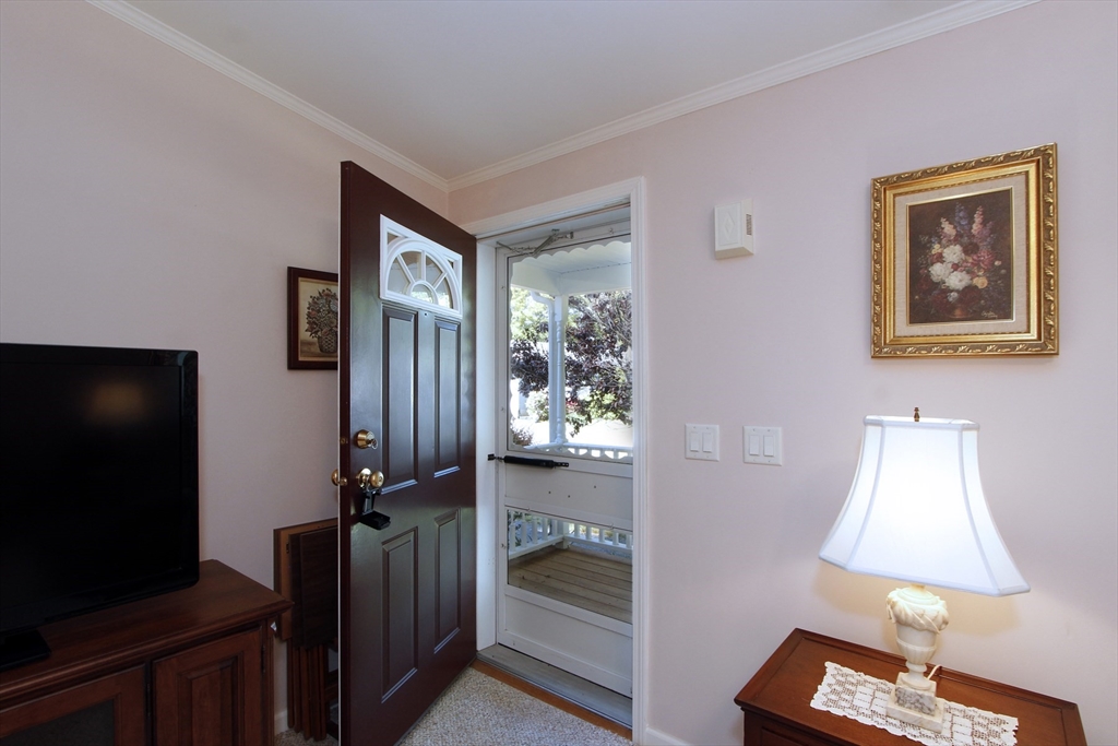 507 Crystal Way Middleboro, MA 02346 - Photo 15 of 36