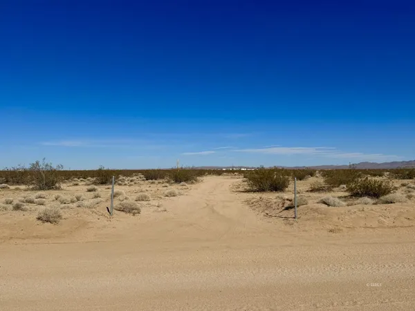 $10,000 | 341-083-16 South Redrock Inyokern Road, Inyokern, CA 93527