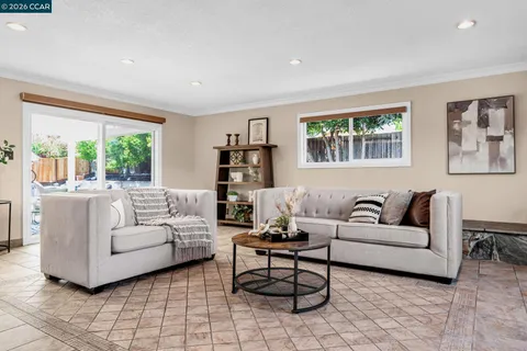 $1,150,000 | 30 Mt Emory Court, Clayton, CA 94517