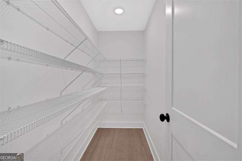 25 Everwood Court Rome, GA 30161 - Photo 11 of 37 a view of a walk in closet
