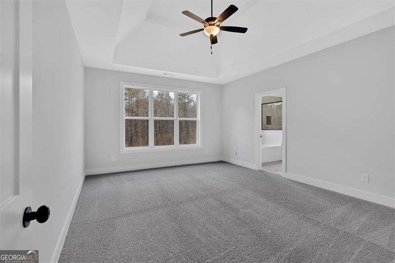 25 Everwood Court Rome, GA 30161 - Photo 10 of 37 a view of an empty room with a window