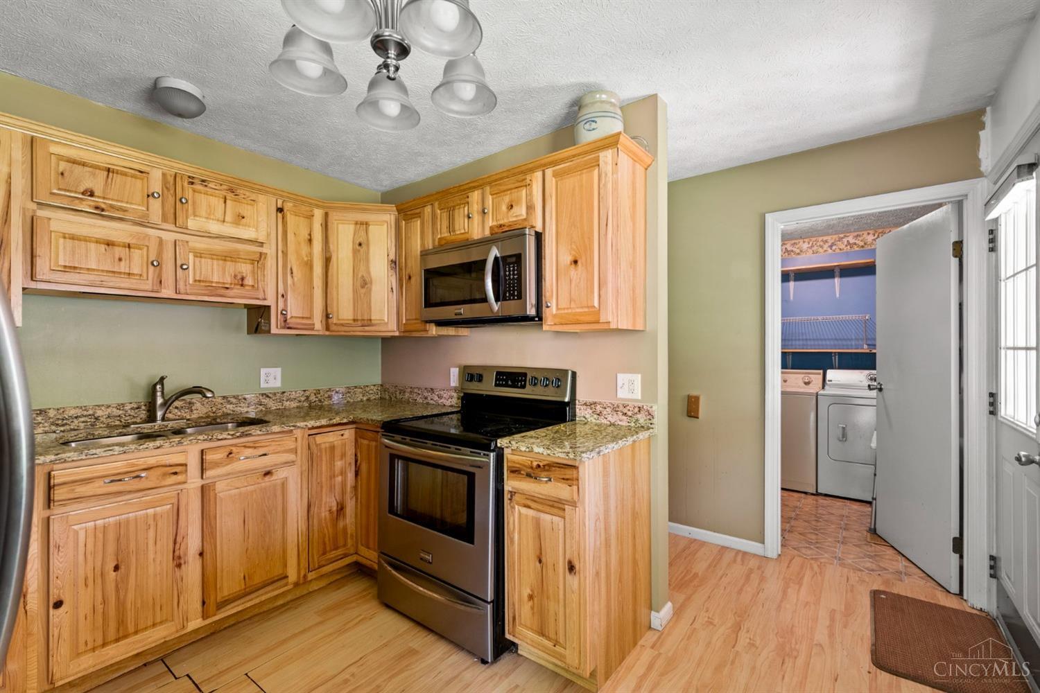 5737 Buckwheat Road Milford, OH 45150 - Photo 5 of 27 Gallery Image 5