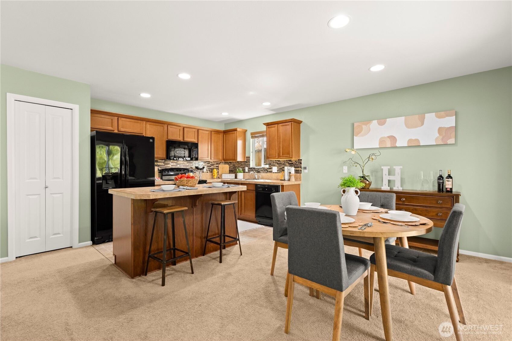 24002 Southeast 262nd Street Maple Valley, WA 98038 - Photo 10 of 30