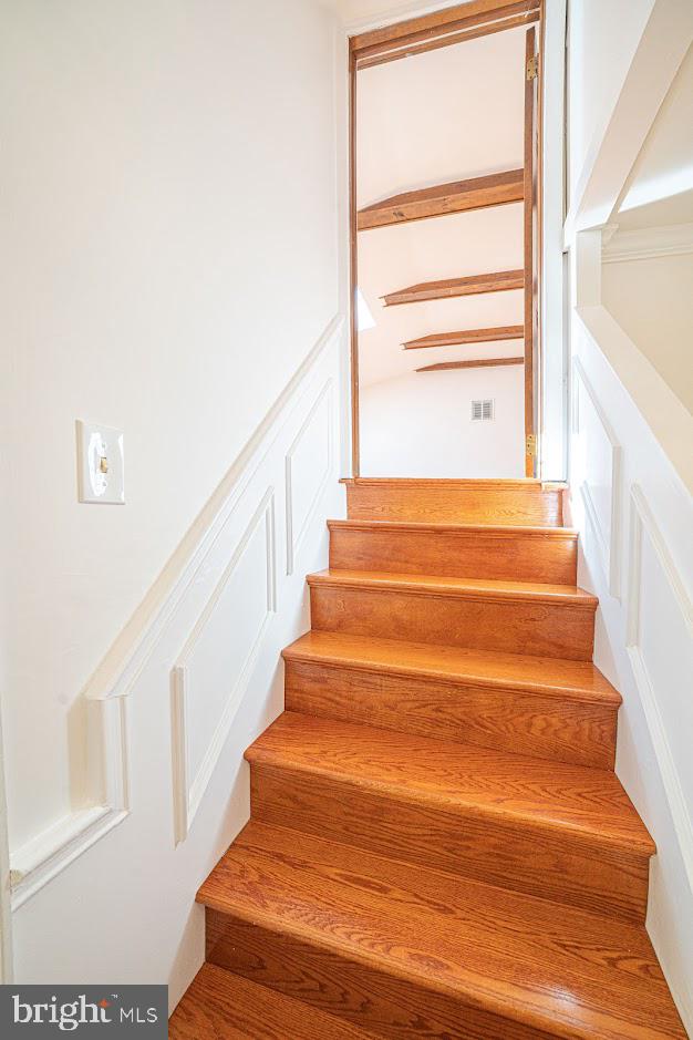 642 Pugh Road Wayne, PA 19087 - Photo 35 of 65 a view of entryway