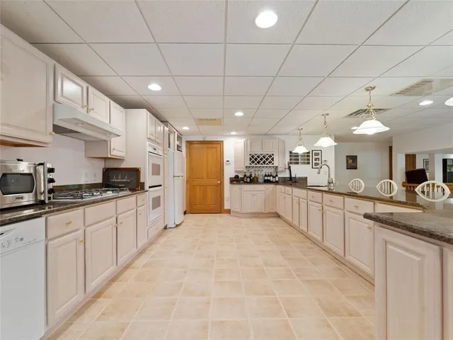 $2,195,000 | 128 Brown Road, Vestal, NY 13850