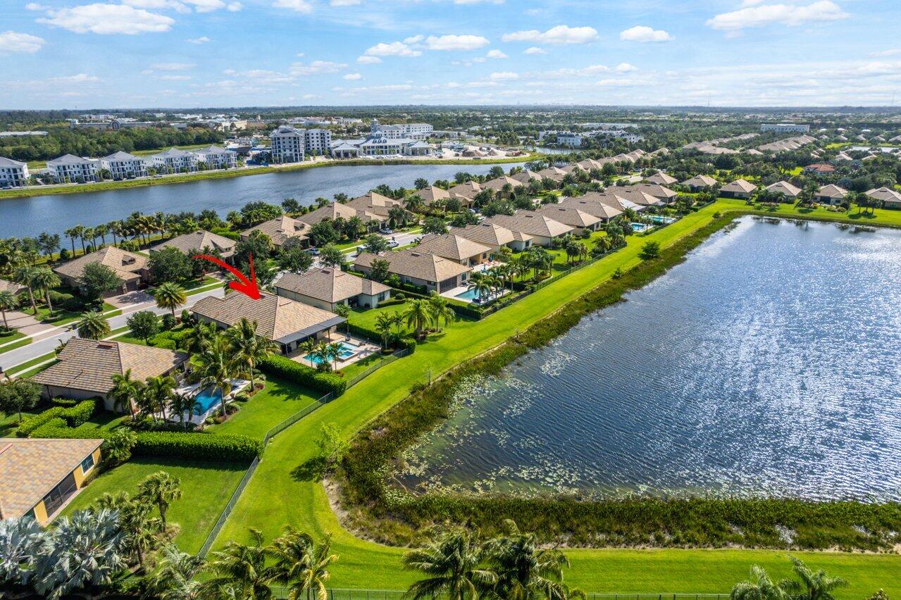 10784 Pisa Road Wellington, FL 33414 - Photo 36 of 39 042-10784PisaRoad-Wellington-FL-33414-SM