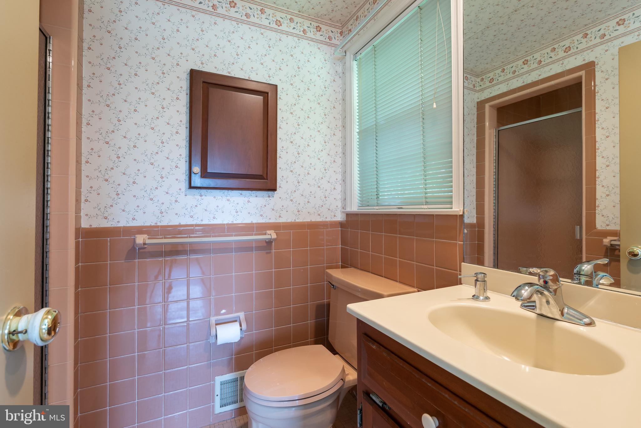 1353 Valley Forge Road Wayne, PA 19087 - Photo 15 of 23