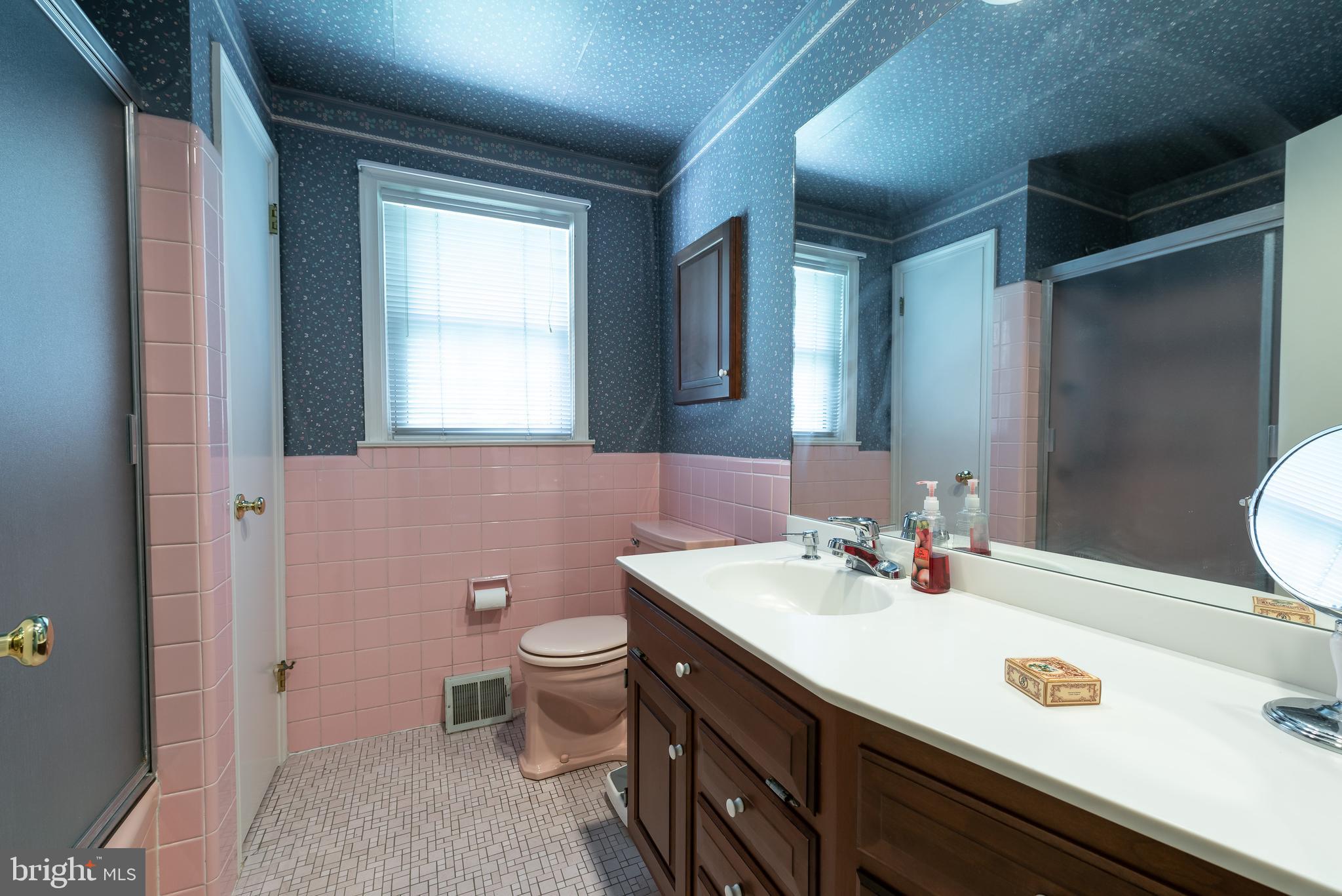 1353 Valley Forge Road Wayne, PA 19087 - Photo 18 of 23