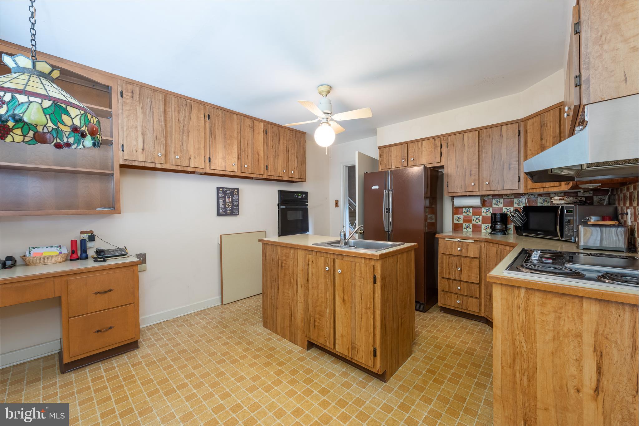 1353 Valley Forge Road Wayne, PA 19087 - Photo 9 of 23