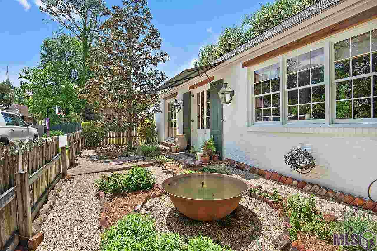 6658 Pikes Lane Baton Rouge, LA 70808 - Photo 15 of 19 Herb Garden