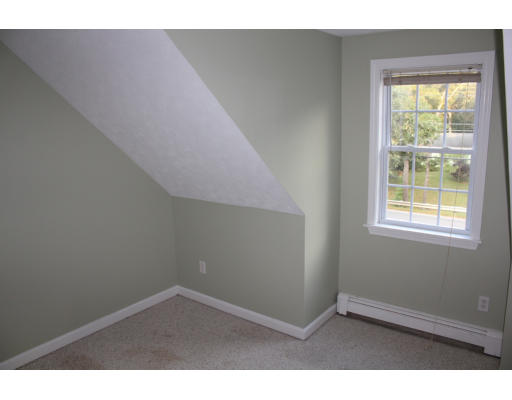 24 South Sandwich Road Mashpee, MA 02649 - Photo 7 of 12 Gallery Image 7