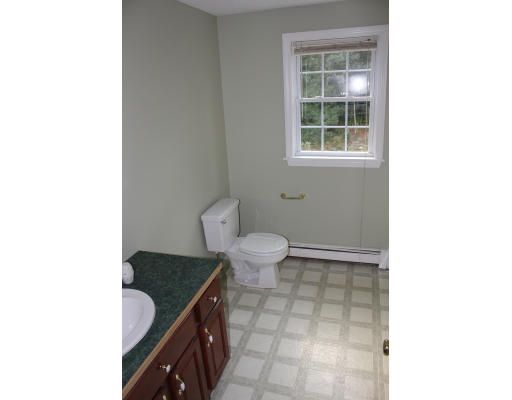 24 South Sandwich Road Mashpee, MA 02649 - Photo 8 of 12 Gallery Image 8