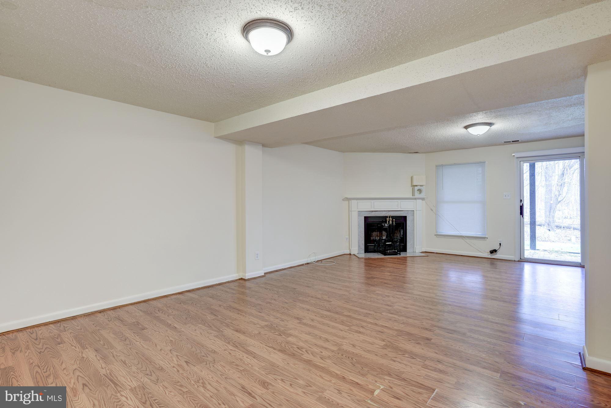 1604 Oak Spring Way Reston, VA 20190 - Photo 18 of 50