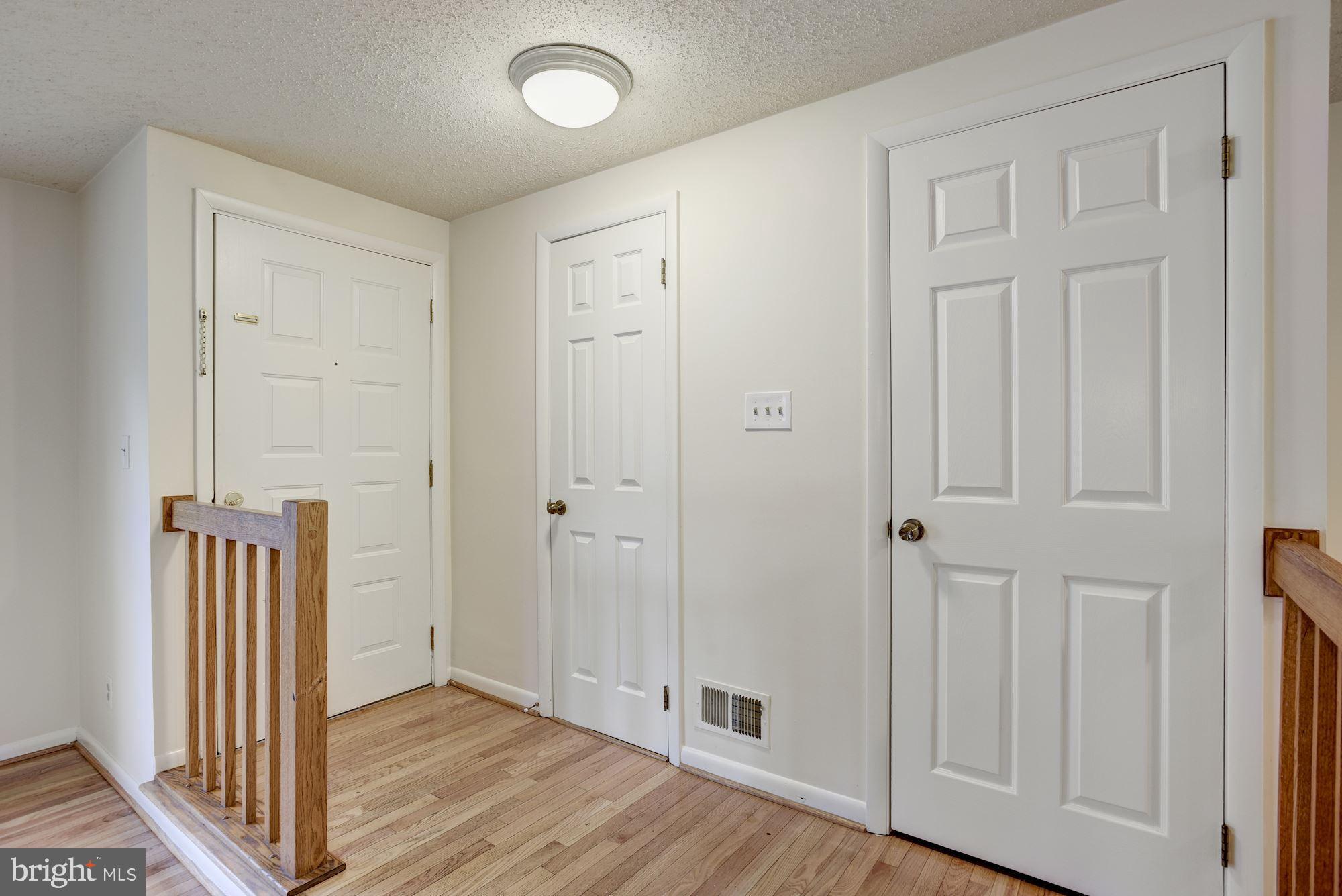 1604 Oak Spring Way Reston, VA 20190 - Photo 28 of 50