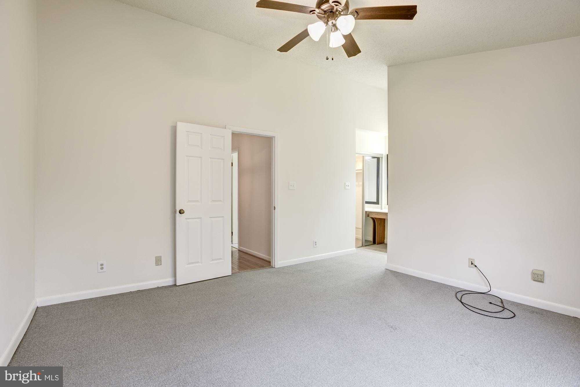 1604 Oak Spring Way Reston, VA 20190 - Photo 36 of 50