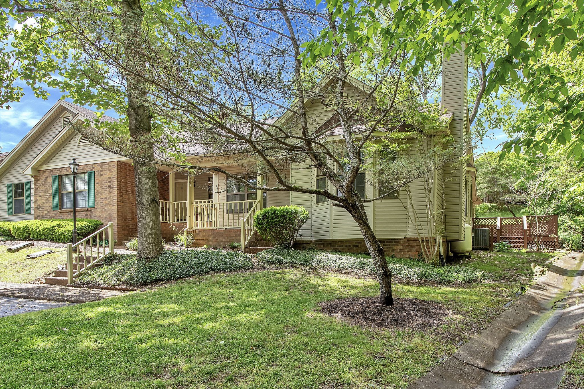 816 Beazer Lane Antioch, TN 37013 - Photo 3 of 32 a backyard of a house with seating space