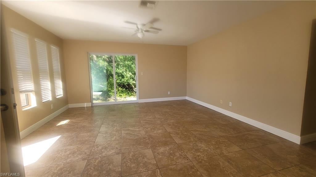 7508 Pebble Beach Road Fort Myers, FL 33967 - Photo 12 of 12 Living room