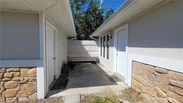 $1,825 | 7508 Pebble Beach Road, Fort Myers, FL 33967
