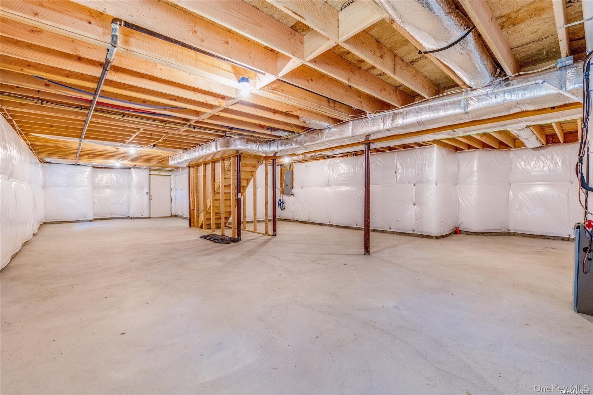 7 9th Street Center Moriches, NY 11934 - Photo 29 of 35