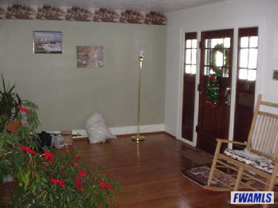1145 Westover Road Fort Wayne, IN 46807 - Photo 5 of 12