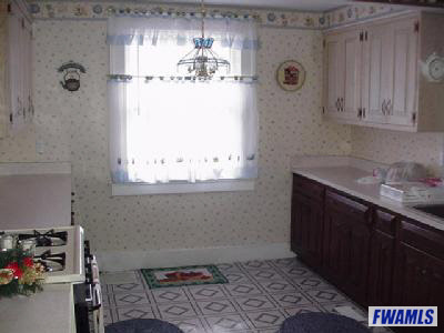 1145 Westover Road Fort Wayne, IN 46807 - Photo 9 of 12