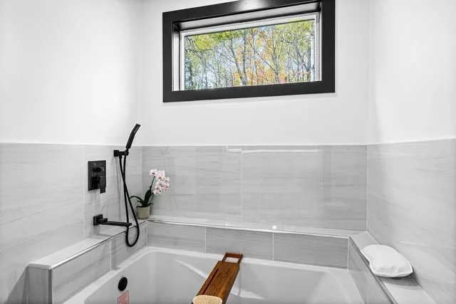 $630,000 | 4515 County Road 4, Mahtowa, MN 55707